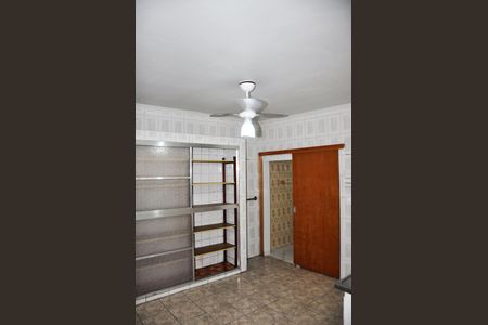 Casa para alugar com 227m², 2 quartos e 3 vagasDetalhe - Cozinha