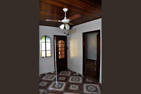 Casa para alugar com 227m², 2 quartos e 3 vagasDetalhe - Sala