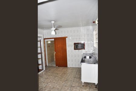 Casa para alugar com 227m², 2 quartos e 3 vagasDetalhe - Cozinha