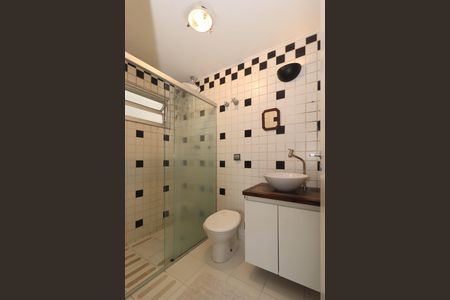 Apartamento para alugar com 101m², 2 quartos e 1 vaga Apartamento para alugar com 101m², 2 quartos e 1 vagaBanheiro da Suíte