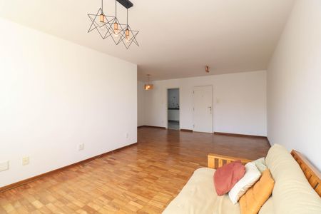 Apartamento para alugar com 101m², 2 quartos e 1 vaga Apartamento para alugar com 101m², 2 quartos e 1 vagaSala