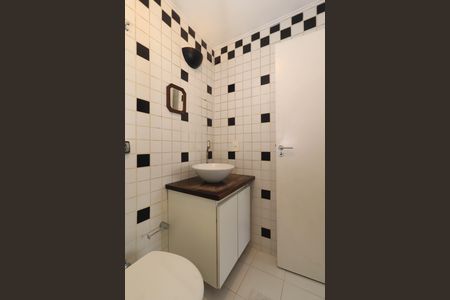 Apartamento para alugar com 101m², 2 quartos e 1 vaga Apartamento para alugar com 101m², 2 quartos e 1 vagaBanheiro da Suíte