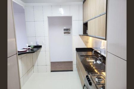 Apartamento à venda com 3 quartos, 63m² em Jardim Flor da Montanha, Guarulhos