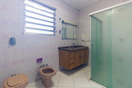 Casa para alugar com 100m², 3 quartos e 1 vaga Casa para alugar com 100m², 3 quartos e 1 vagaBanheiro