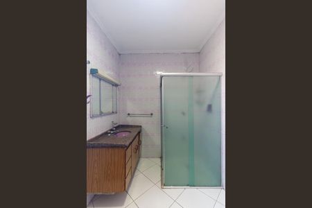 Casa para alugar com 100m², 3 quartos e 1 vaga Casa para alugar com 100m², 3 quartos e 1 vagaBanheiro