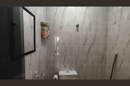 Casa à venda com 114m², 3 quartos e 4 vagas Casa à venda com 114m², 3 quartos e 4 vagasBanheiro da Suíte 1
