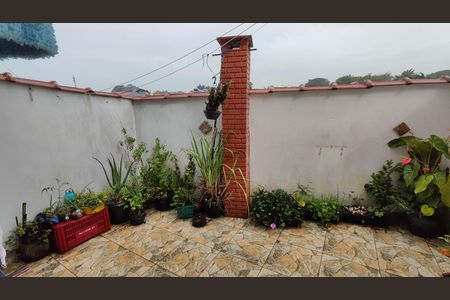 Casa à venda com 114m², 3 quartos e 4 vagas Casa à venda com 114m², 3 quartos e 4 vagasQuintal