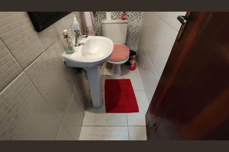 Casa à venda com 114m², 3 quartos e 4 vagas Casa à venda com 114m², 3 quartos e 4 vagasLavabo