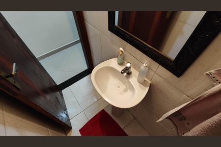 Casa à venda com 114m², 3 quartos e 4 vagas Casa à venda com 114m², 3 quartos e 4 vagasLavabo