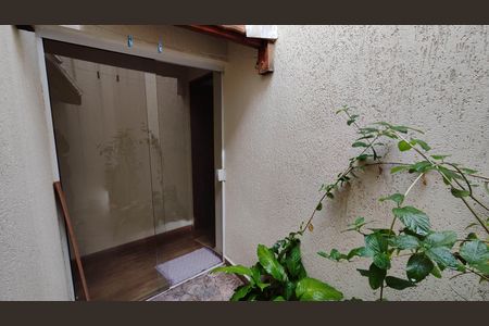 Casa à venda com 114m², 3 quartos e 4 vagas Casa à venda com 114m², 3 quartos e 4 vagasJardim de inverno da Suíte 1
