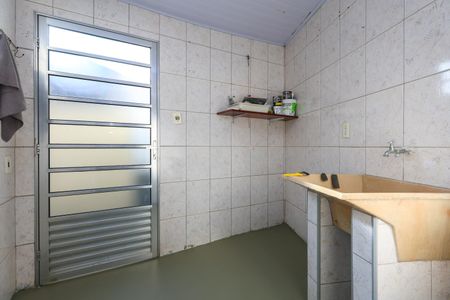 Casa para alugar com 74m², 2 quartos e sem vaga Casa para alugar com 74m², 2 quartos e sem vagaÁrea de Serviço
