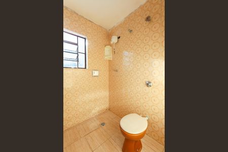 Casa para alugar com 74m², 2 quartos e sem vaga Casa para alugar com 74m², 2 quartos e sem vagaBanheiro
