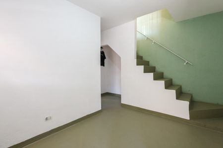 Sala de casa para alugar com 2 quartos, 74m² em Jardim Umarizal, São Paulo