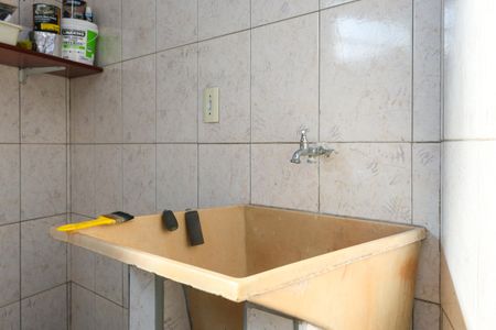 Casa para alugar com 74m², 2 quartos e sem vaga Casa para alugar com 74m², 2 quartos e sem vagaÁrea de Serviço