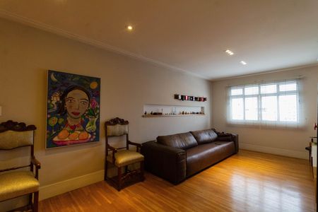 Apartamento à venda com 126m², 2 quartos e 1 vaga