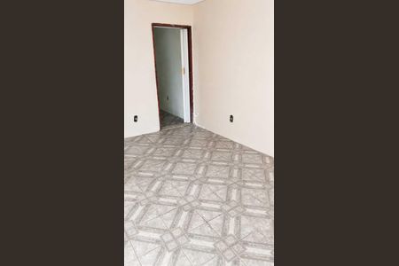 Quarto de casa para alugar com 1 quarto, 45m² em Olinda, Nilópolis
