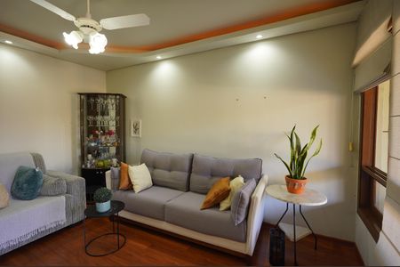 Sala de casa à venda com 3 quartos, 127m² em Aberta dos Morros, Porto Alegre
