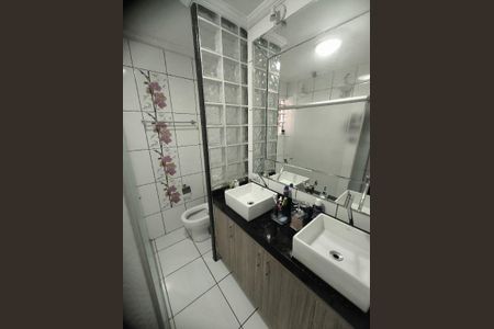 Casa à venda com 356m², 3 quartos e 3 vagas