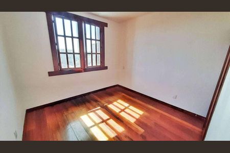 Casa à venda com 4 quartos, 380m² em Santa Lúcia, Belo Horizonte