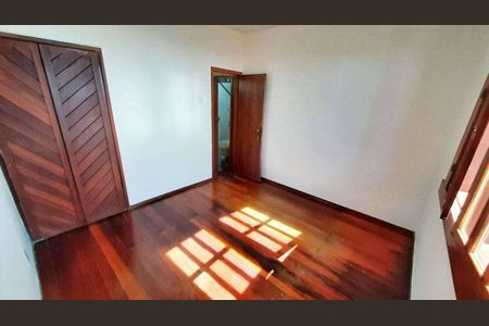 Casa à venda com 4 quartos, 380m² em Santa Lúcia, Belo Horizonte