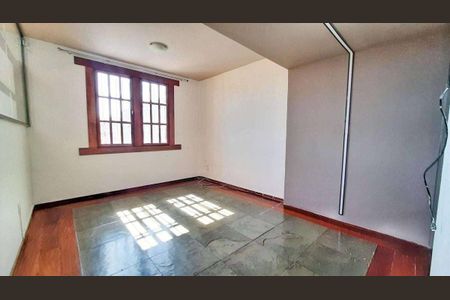 Casa à venda com 4 quartos, 380m² em Santa Lúcia, Belo Horizonte