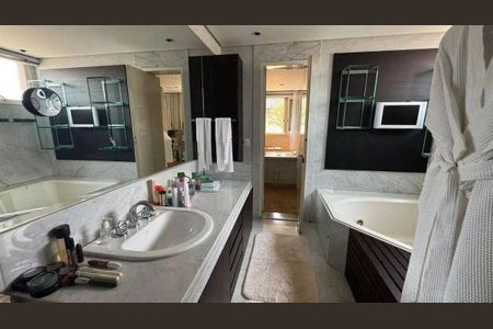 Apartamento à venda com 4 quartos, 440m² em Serra, Belo Horizonte