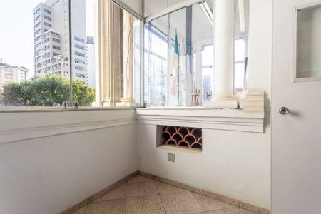 Casa à venda com 471m², 4 quartos e 6 vagas