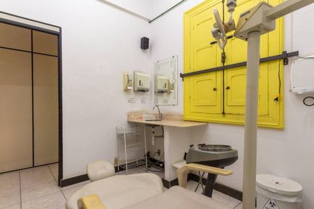 Casa à venda com 471m², 4 quartos e 6 vagas