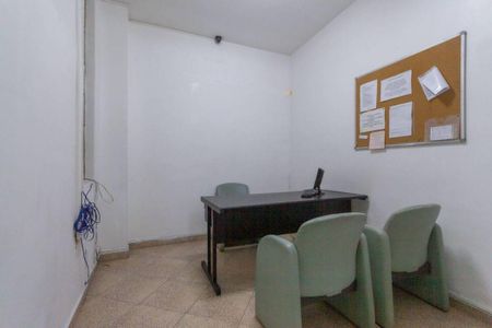 Casa à venda com 471m², 4 quartos e 6 vagas