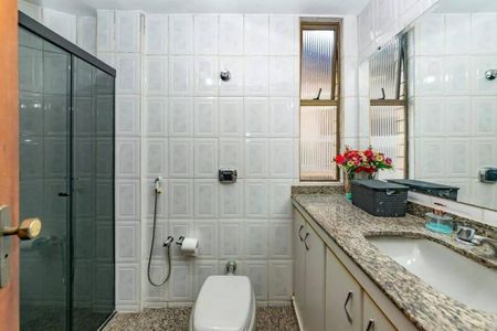 Apartamento à venda com 140m², 4 quartos e 2 vagas