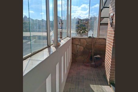 Casa à venda com 350m², 6 quartos e 8 vagas