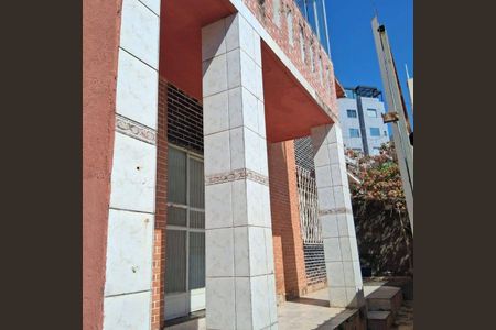 Casa à venda com 350m², 6 quartos e 8 vagas