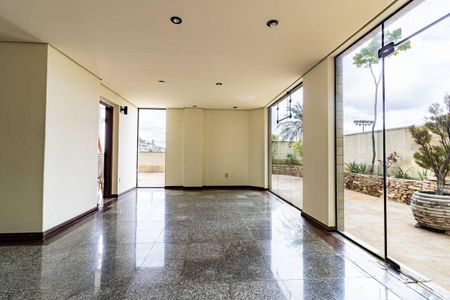 Apartamento à venda com 200m², 4 quartos e 3 vagas
