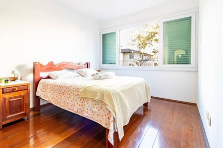 Apartamento à venda com 244m², 4 quartos e 3 vagas