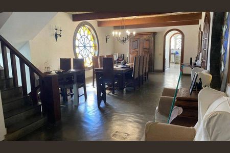 Casa à venda com 4 quartos, 650m² em Mangabeiras, Belo Horizonte