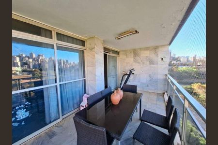 Apartamento à venda com 4 quartos, 170m² em Santa Lúcia, Belo Horizonte