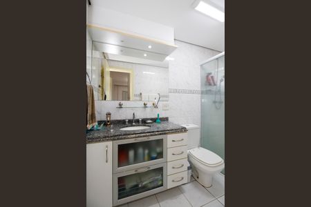 Apartamento à venda com 160m², 4 quartos e 3 vagasBanheiro da Suíte 1
