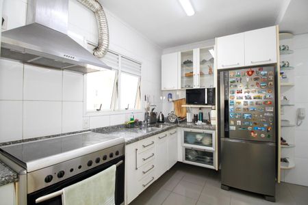 Apartamento à venda com 160m², 4 quartos e 3 vagasCozinha