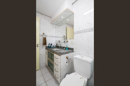 Apartamento à venda com 160m², 4 quartos e 3 vagasBanheiro da Suíte 1
