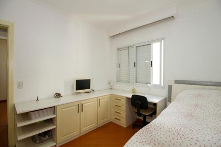 Apartamento à venda com 160m², 4 quartos e 3 vagasSuíte 2