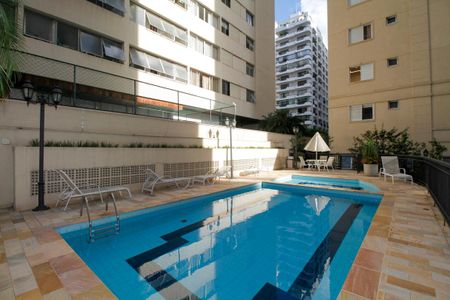 Apartamento à venda com 160m², 4 quartos e 3 vagasArea Comum - Piscina