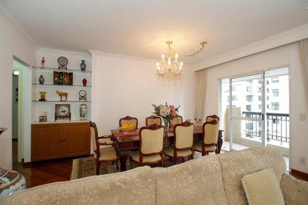 Apartamento à venda com 160m², 4 quartos e 3 vagasSala de Estar e Jantar