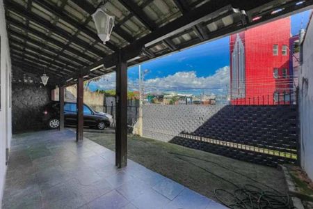 Casa à venda com 4 quartos, 253m² em Floresta, Belo Horizonte