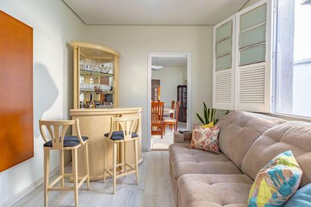 Casa à venda com 300m², 4 quartos e 1 vaga