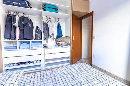 Casa à venda com 300m², 4 quartos e 1 vaga