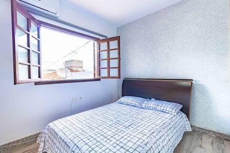 Casa à venda com 300m², 4 quartos e 1 vaga