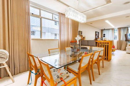 Apartamento à venda com 170m², 4 quartos e 2 vagas