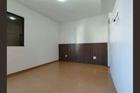 Apartamento à venda com 3 quartos, 101m² em Calafate, Belo Horizonte