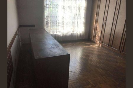 Casa à venda com 3 quartos, 371m² em Calafate, Belo Horizonte