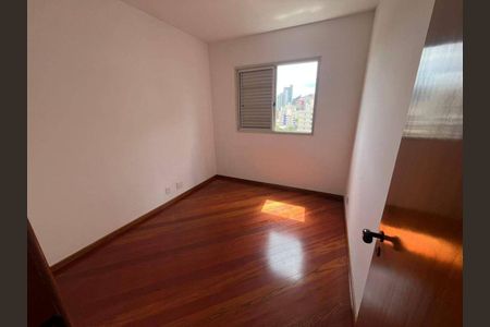 Apartamento à venda com 3 quartos, 108m² em Funcionários, Belo Horizonte